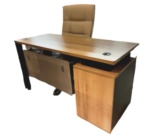 Meja Kantor Eksekutif Minimalis – Finishing Kayu Natural