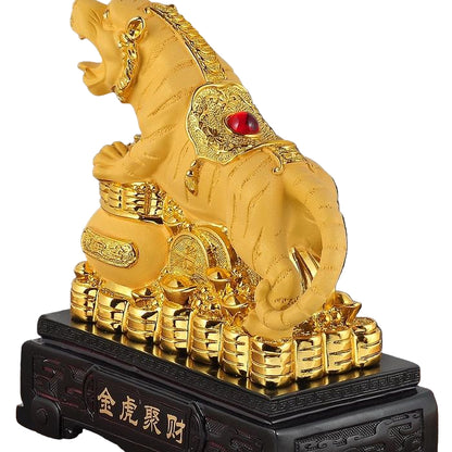 Patung Macan Emas
